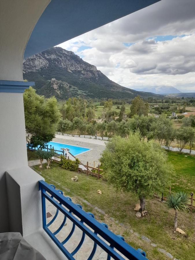 Agriturismo Palas De Serra Country Resort Onifai Dış mekan fotoğraf