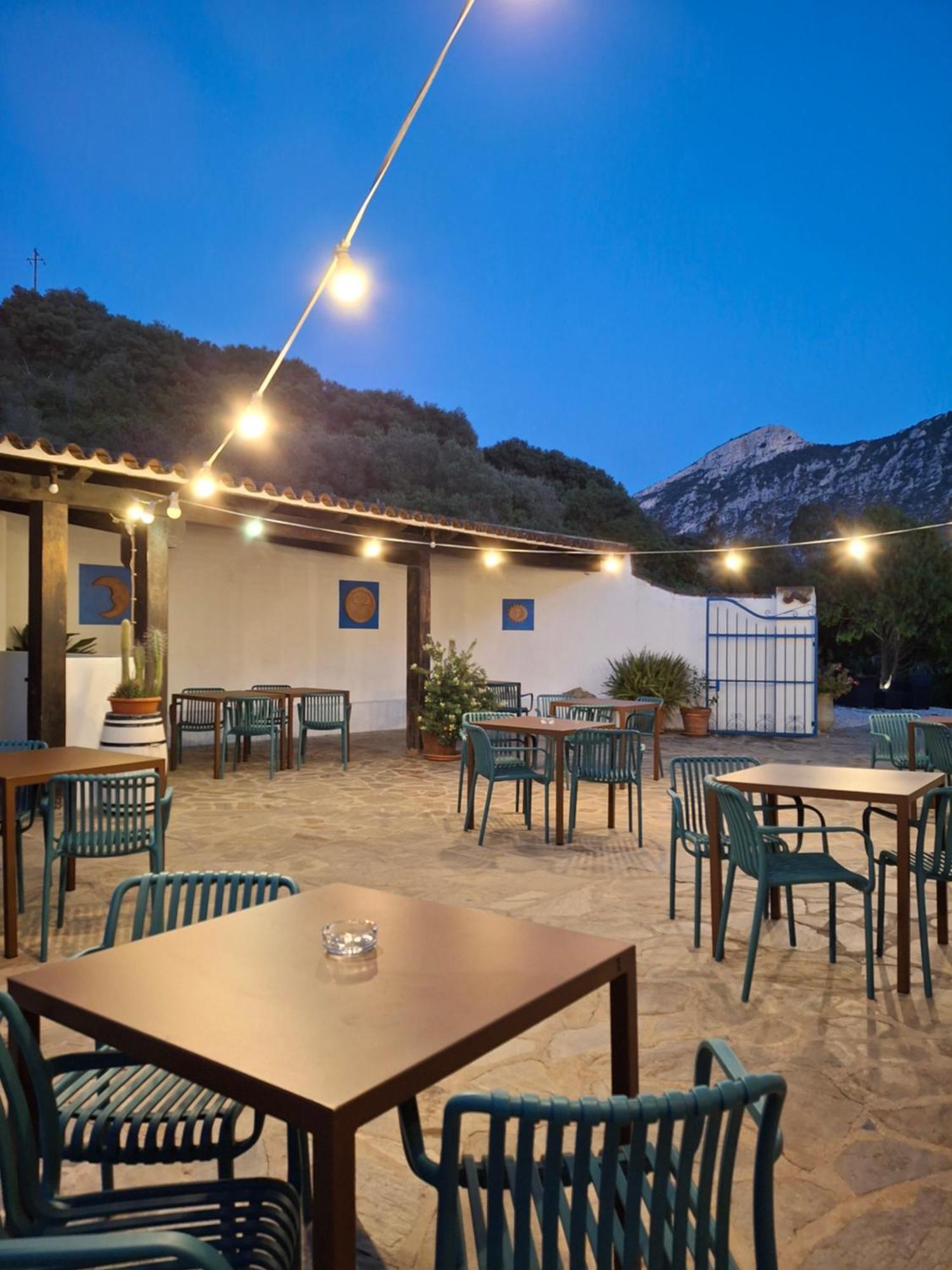 Agriturismo Palas De Serra Country Resort Onifai Dış mekan fotoğraf